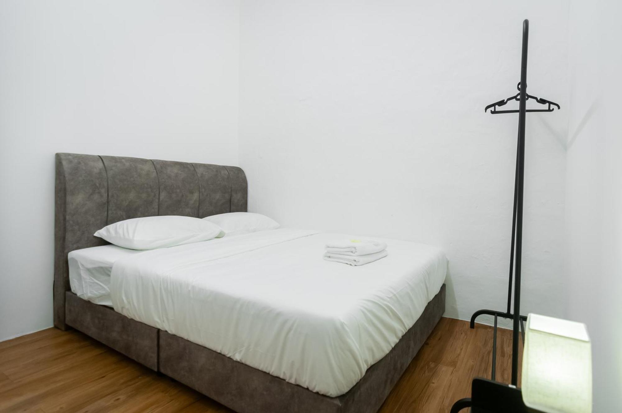 Aayu Seckchuan George Town Penang Hostel Exterior photo